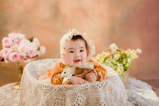 克孜勒苏柯尔克孜宝宝手上倒刺 克孜勒苏柯尔克孜宝宝手上倒刺